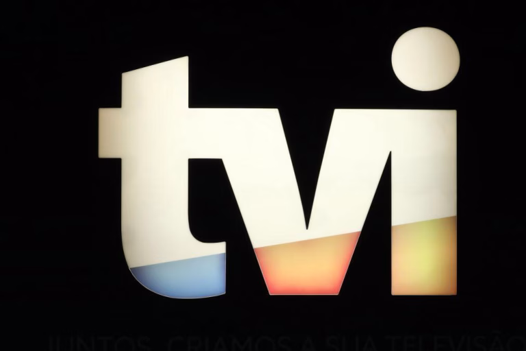 Movimento de Mulheres apresenta queixa contra programa da TVI que abordou violação de menor