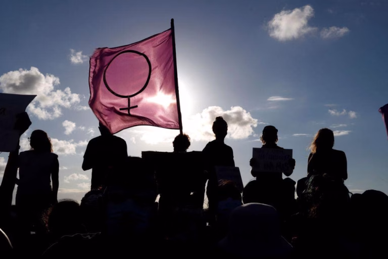 Três Poderes do Brasil assinam pacto para travar feminicídio no país