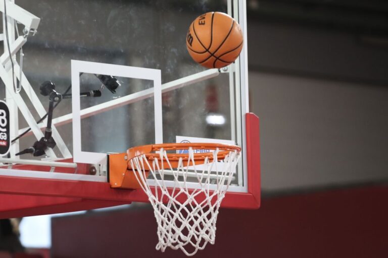 FC Porto vence em casa do Benfica e empata final da Liga de basquetebol