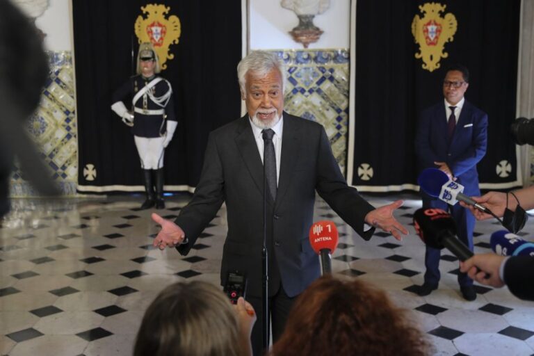 PM de Timor-Leste encontra-se hoje com PR português e visita CPLP