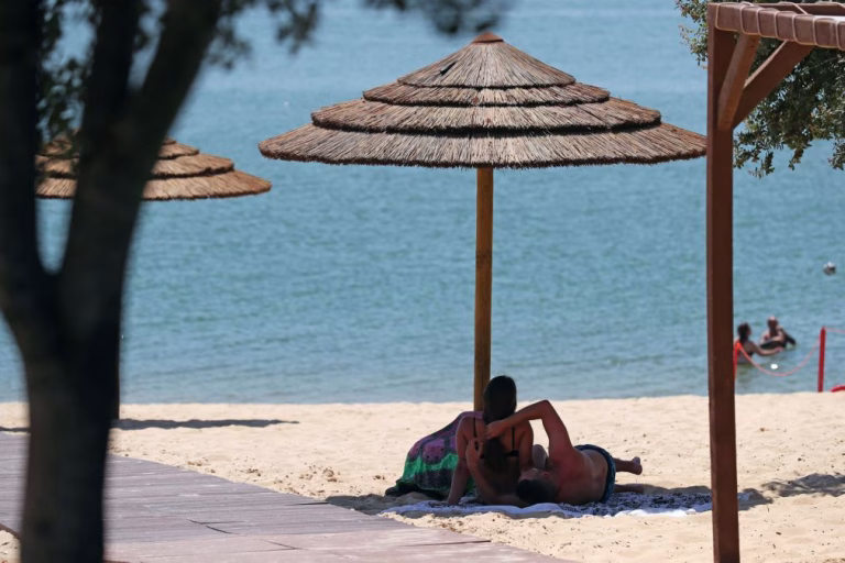 Portugal continental em onda de calor e temperaturas vão manter-se elevadas