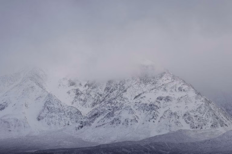 Avalanche deixa dez esquiadores desaparecidos no oeste dos Estados Unidos