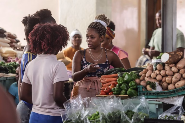 Índice mostra que consumo essencial supera salário mínimo em Cabo Verde