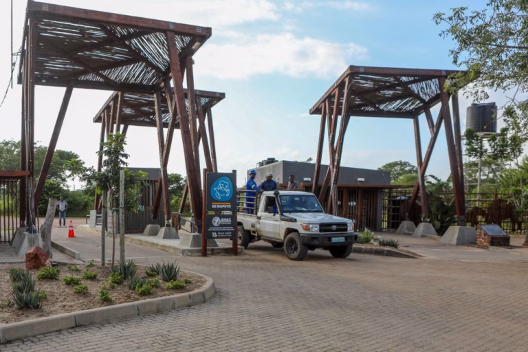 Parque Nacional de Maputo retoma serviços de safari suspensos devido às chuvas