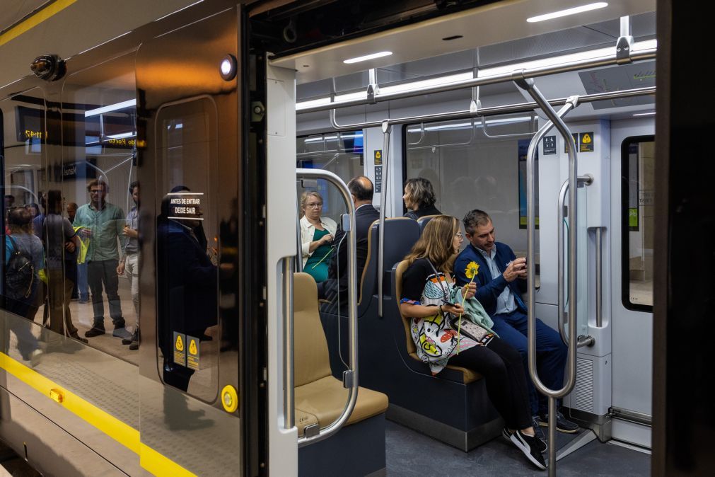 Metro do Porto e STCP com serviço reforçado na noite de São João