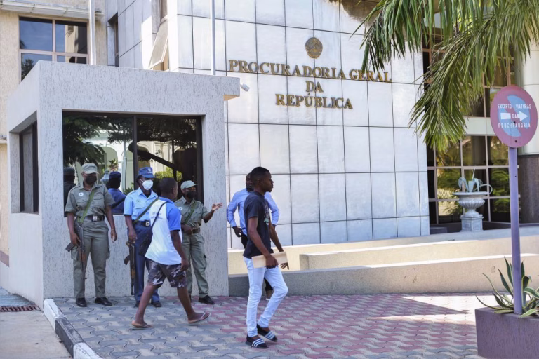 Moçambicana Anamola pede à PGR apreciação da constitucionalidade do OE 2026