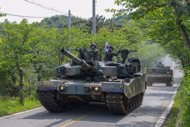 Coreia do Sul vai reduzir militares na fronteira com Coreia do Norte até 2040