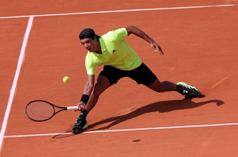 Tenista Henrique Rocha na final do challenger de Perugia