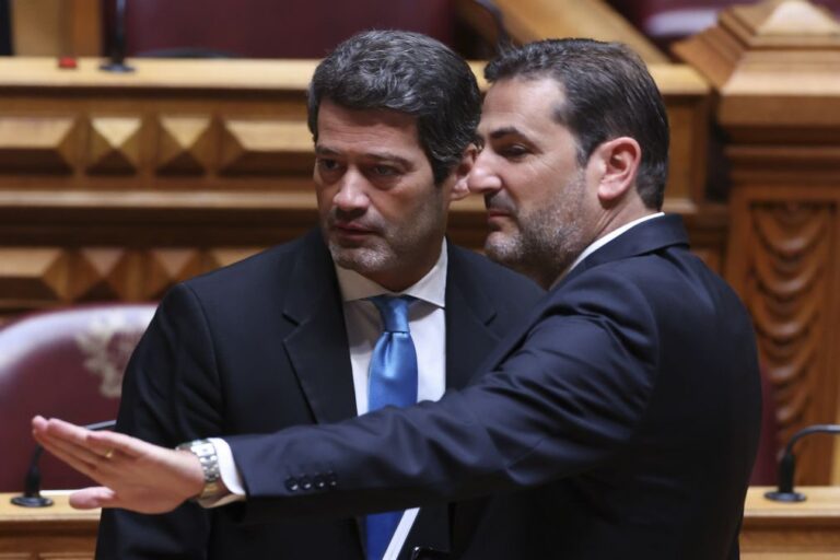 PSD e Chega acordam entrega de projetos de revisão constitucional até 30 de dezembro