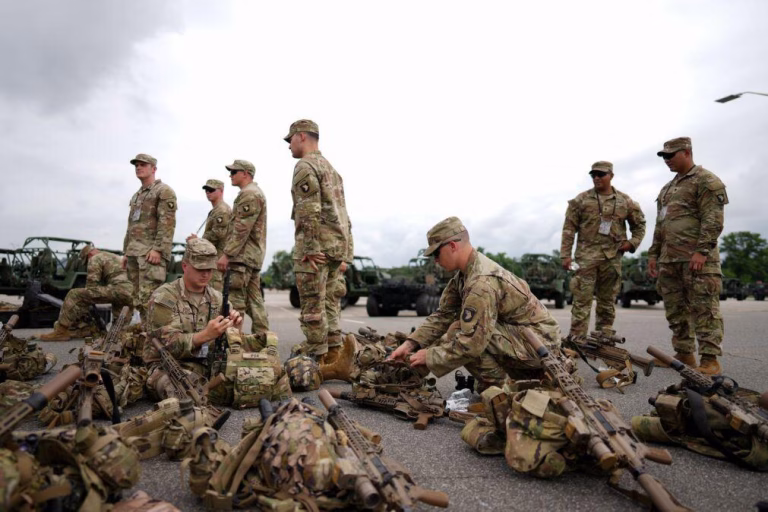 Fontes do Pentágono confirmam envio de mais militares para Médio Oriente