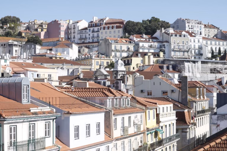 Taxas Euribor sobem e a de 12 meses para máximo desde outubro de 2024
