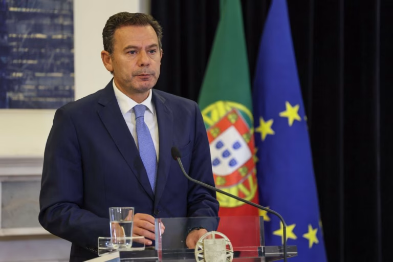 Governo reúne-se hoje com partidos para apresentar e discutir linhas gerais do PTRR