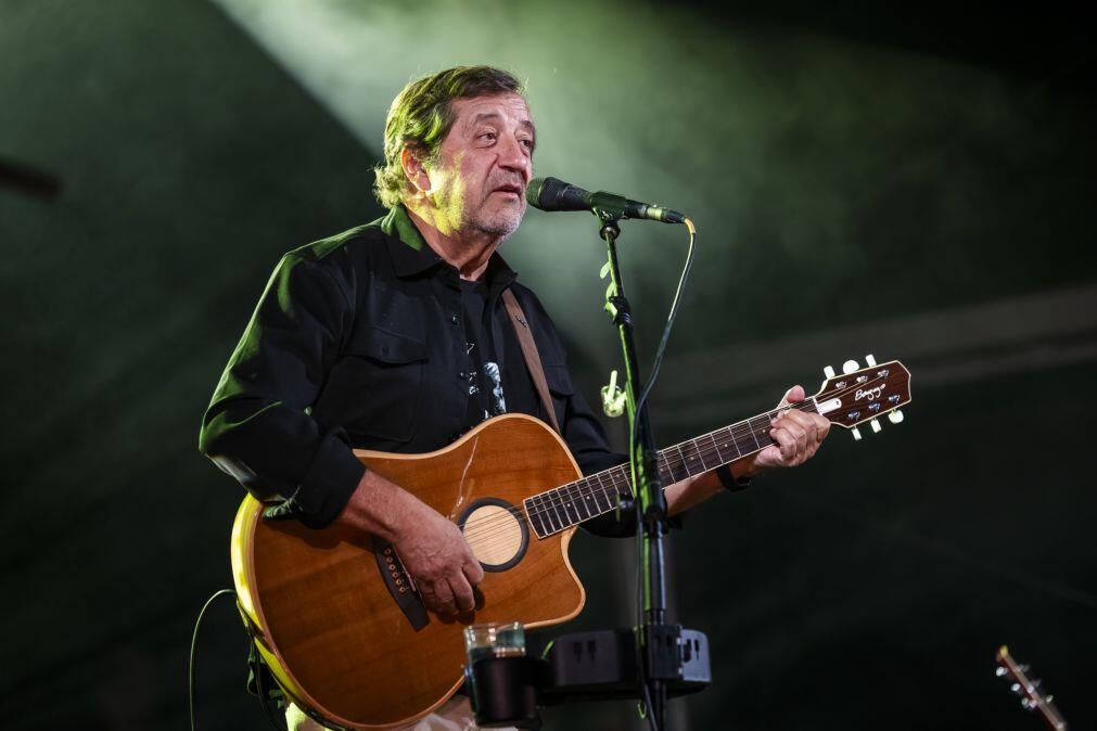 Rui Veloso no concerto da Avenida dos Aliados do Festival Babell, no Porto