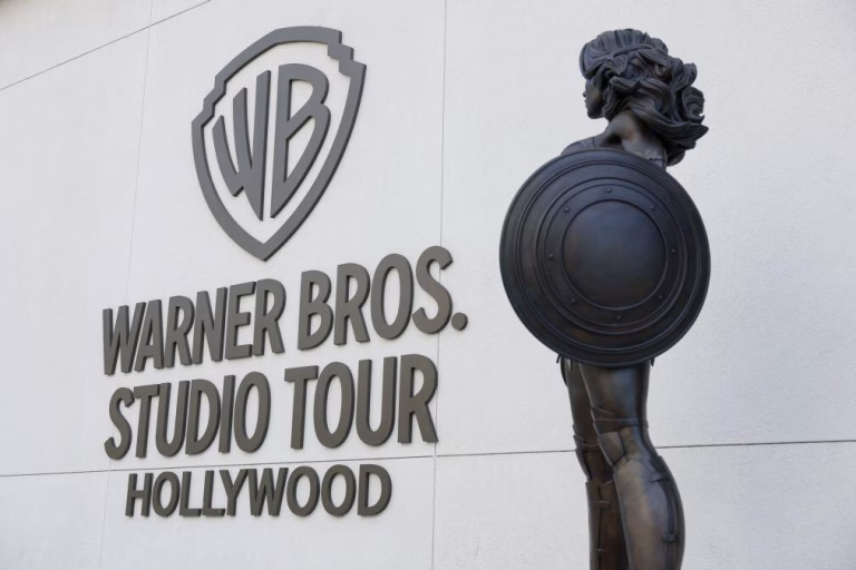 Perto de 1.500 figuras de Hollywood pedem bloqueio de fusão entre Paramount e WBD