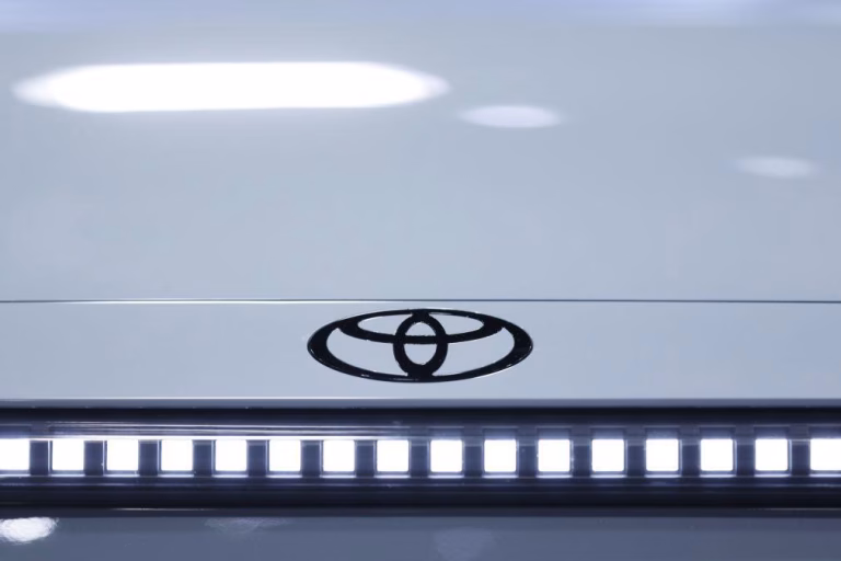 Toyota anuncia investimento de mil milhões de dólares em duas fábricas nos EUA