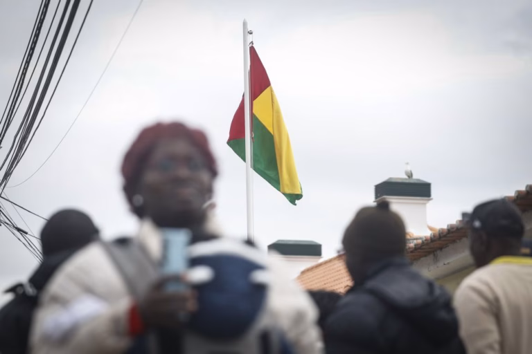 Sociedade civil da Guiné-Bissau rejeita revisão da Constituição feita pelos militares
