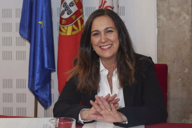 Registo simplificado de terrenos mantém-se 