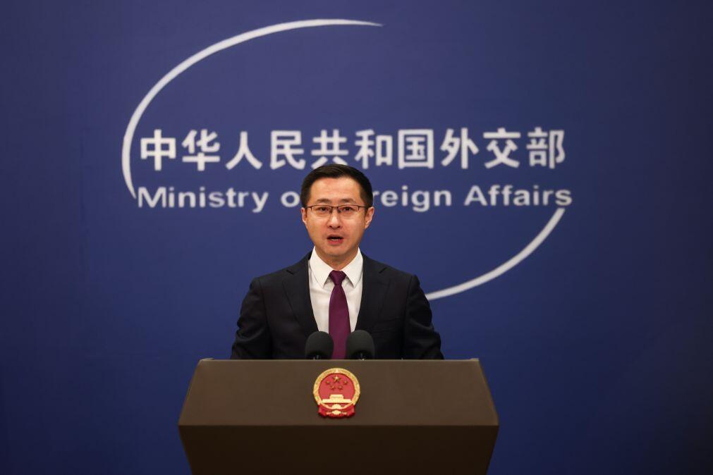 China anuncia ajuda humanitária ao Irão e ao Líbano