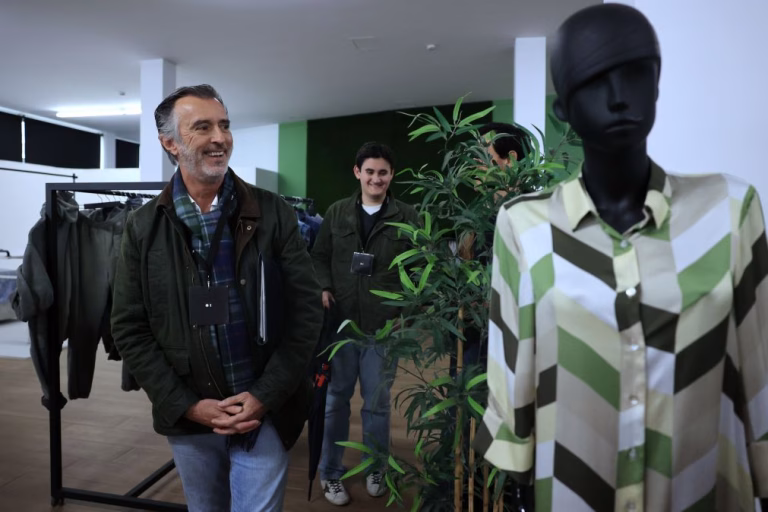 Cotrim acusa comunicação social de ser 