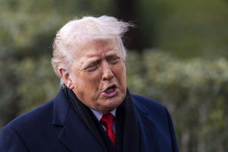 Trump insiste que chegou a hora de eliminar a ameaça russa na Gronelândia