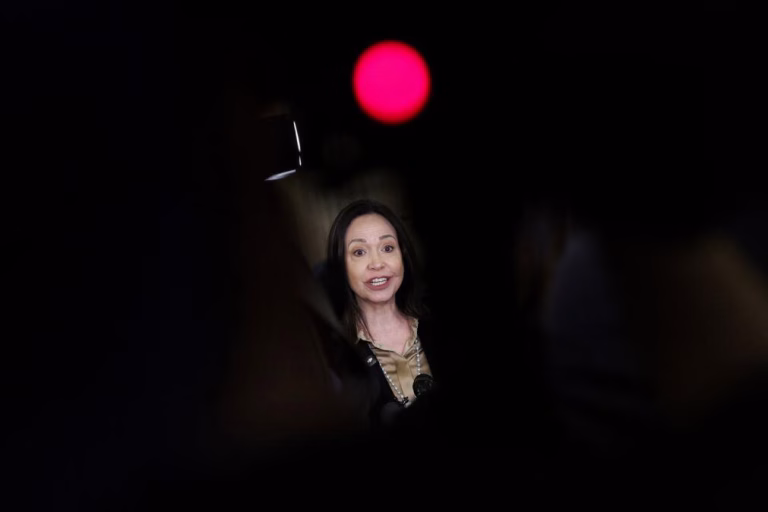 María Corina Machado diz que amnistia na Venezuela resulta de 