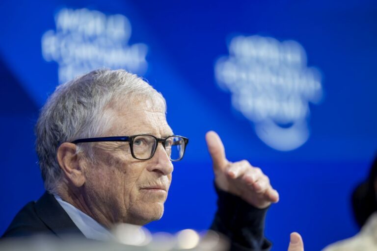 Bill Gates admite 