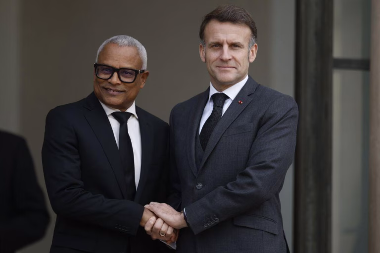PR cabo-verdiano ouviu diáspora em França e defende mecanismos de investimento