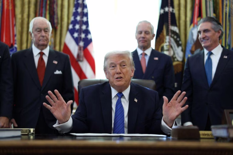 Trump assina ordem para corrida de IndyCar em Washington em agosto