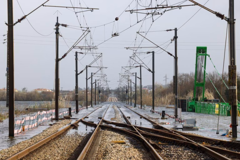 Várias Linhas ferroviárias ainda com constrangimentos na circulação