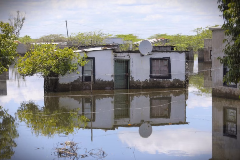 Autoridades alertam que ciclone pode atingir Canal de Moçambique em 12 de fevereiro