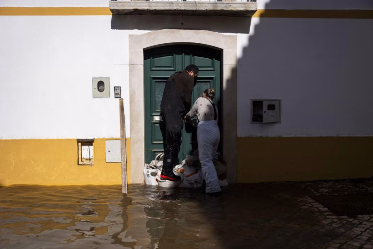 Governo do Brasil lamenta mortes causadas por tempestades em Portugal