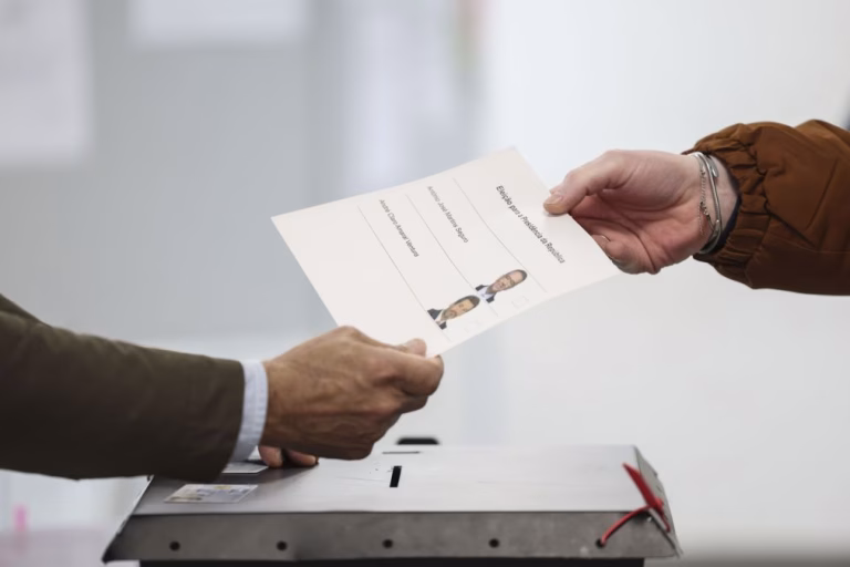 Votação das Presidenciais retomada em freguesia do concelho de Leiria após suspensão por falha de eletricidade