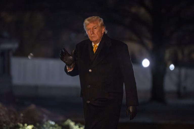 Trump corta 600 milhões de dólares em fundos de saúde a quatro estados democratas