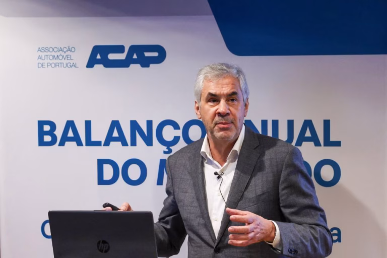 Empresas do setor automóvel com 