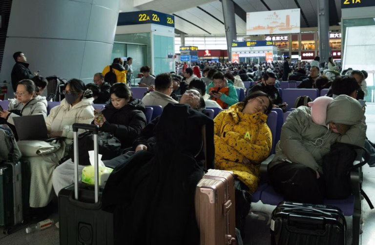 China regista recorde de 9,4 mil milhões de viagens domésticas no Ano Novo Lunar