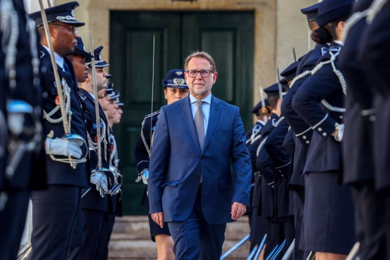 Ministro da Administração Interna garante estar 