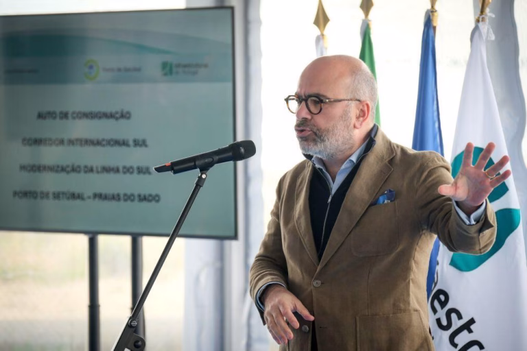 Ministro das Infraestruturas quer mais ferrovia nas zonas portuárias