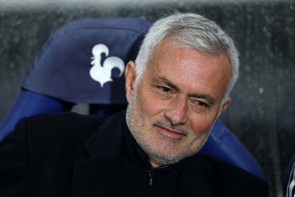 José Mourinho é o novo treinador do Real Madrid para as próximas três épocas