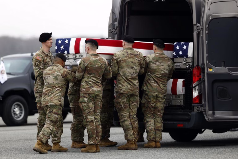 Morreu o sétimo militar norte-americano após ferimentos na Arábia Saudita