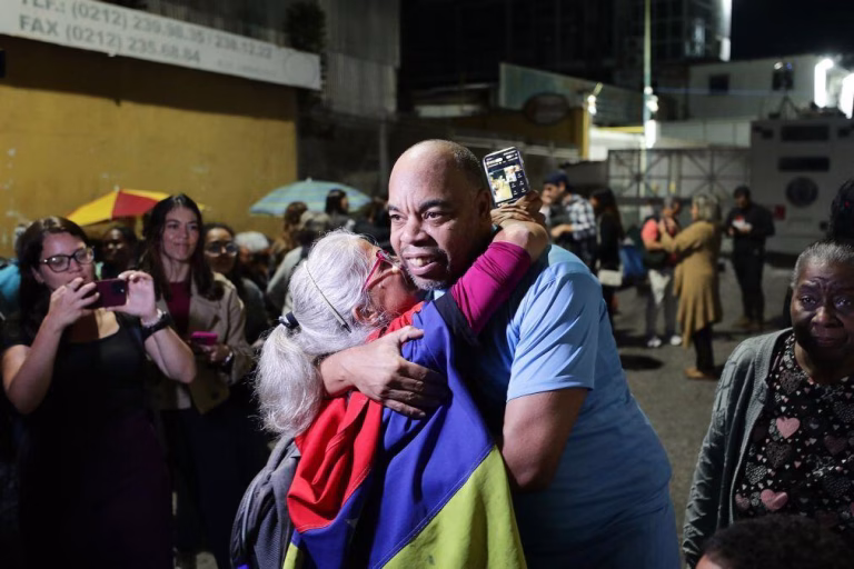 ONG contabiliza 508 presos políticos na Venezuela após recentes libertações