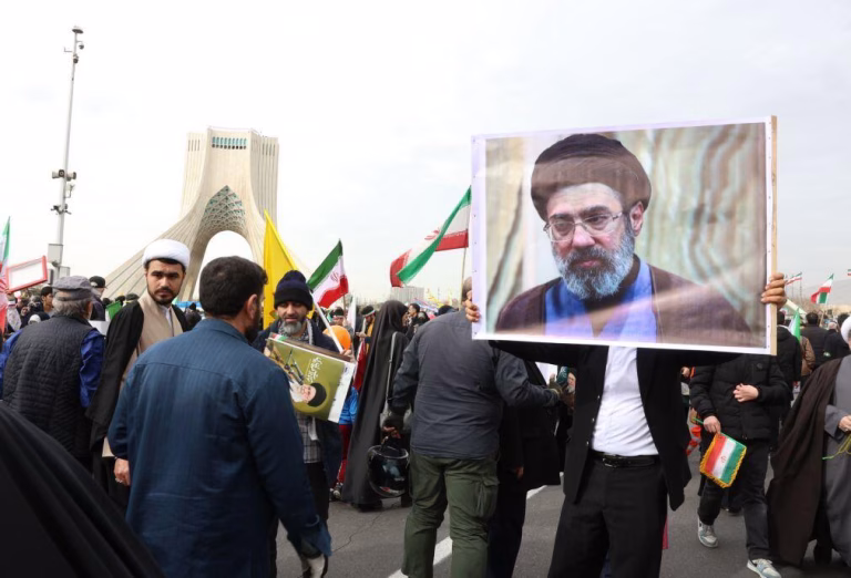 Mojtaba Khamenei: O novo Líder Supremo do Irão está 