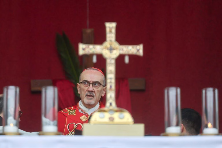 Patriarca Latino de Jerusalém indignado com profanação de estátua de Jesus no Líbano