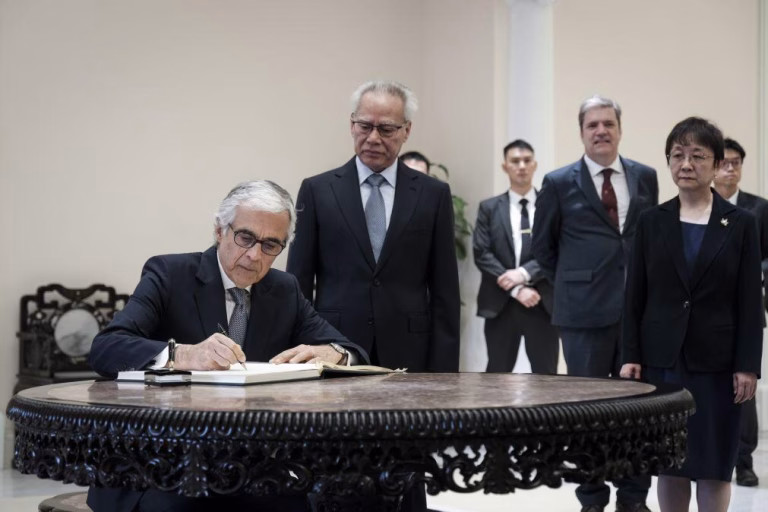 Aguiar-Branco destaca papel de Macau na 
