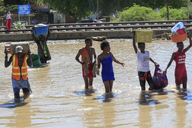 UE disponibiliza 200 mil euros para ajudar vítimas de inundações em Angola