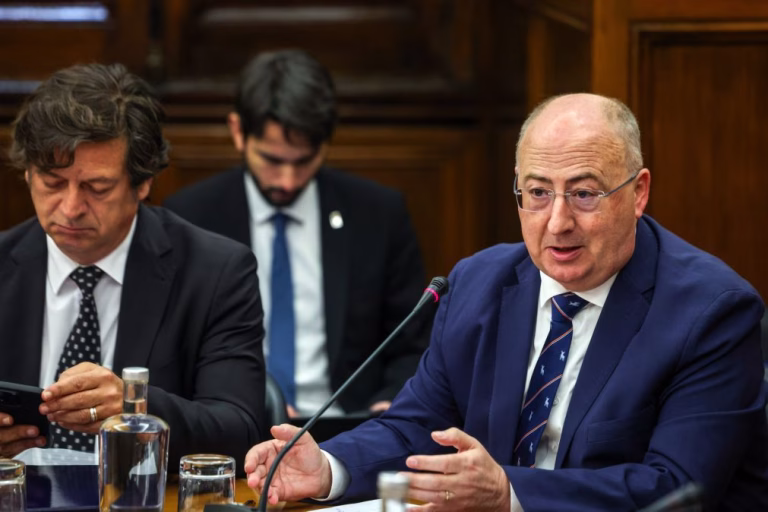 Governo  já pagou 3,3 ME a 431 agricultores afetados pelo mau tempo -- Ministro