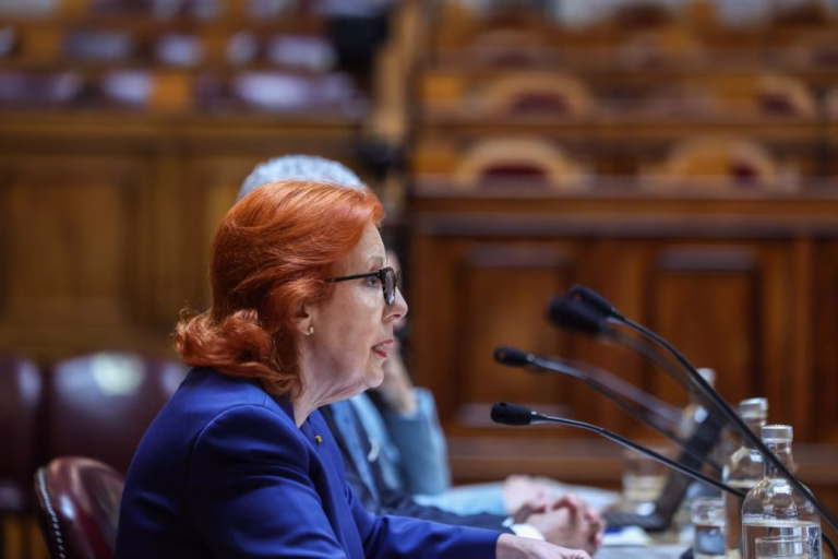 Governo prevê investir cerca de 4.000 ME na rede elétrica após o apagão