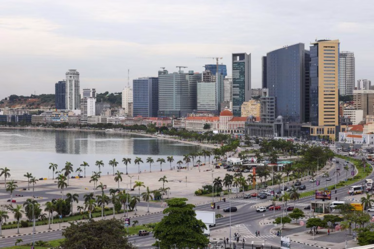 Inauguração de Data Center reforça soberania digital de Angola -- Governo