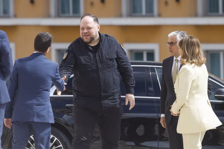 PCP contra visita do presidente do parlamento ucraniano à AR associa-o a forças nazis