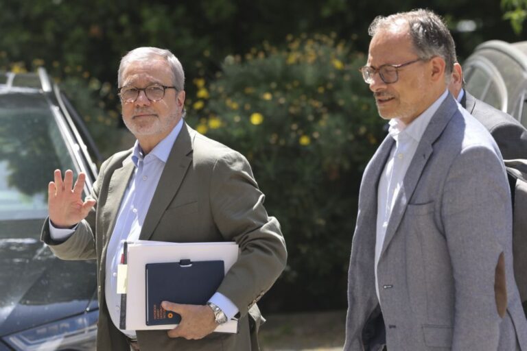 UGT vai ao parlamento assistir ao debate sobre alterações à lei laboral