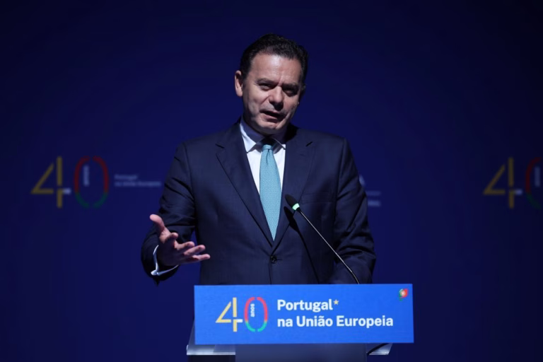 Montenegro não quer Portugal 